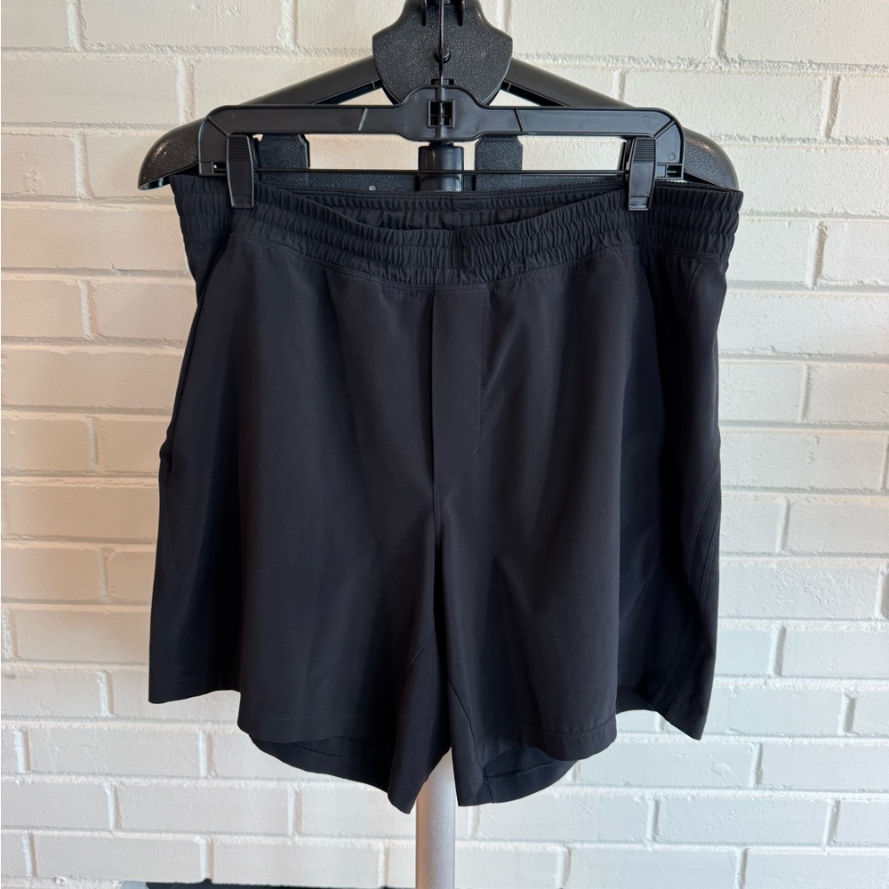 Lululemon Pace Breaker Linerless shorts Size XL Black
